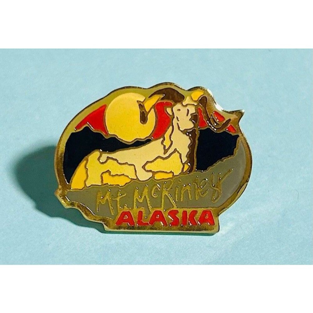 MT. McKinley Denali National Park Alaska Enamel Lapel Pin